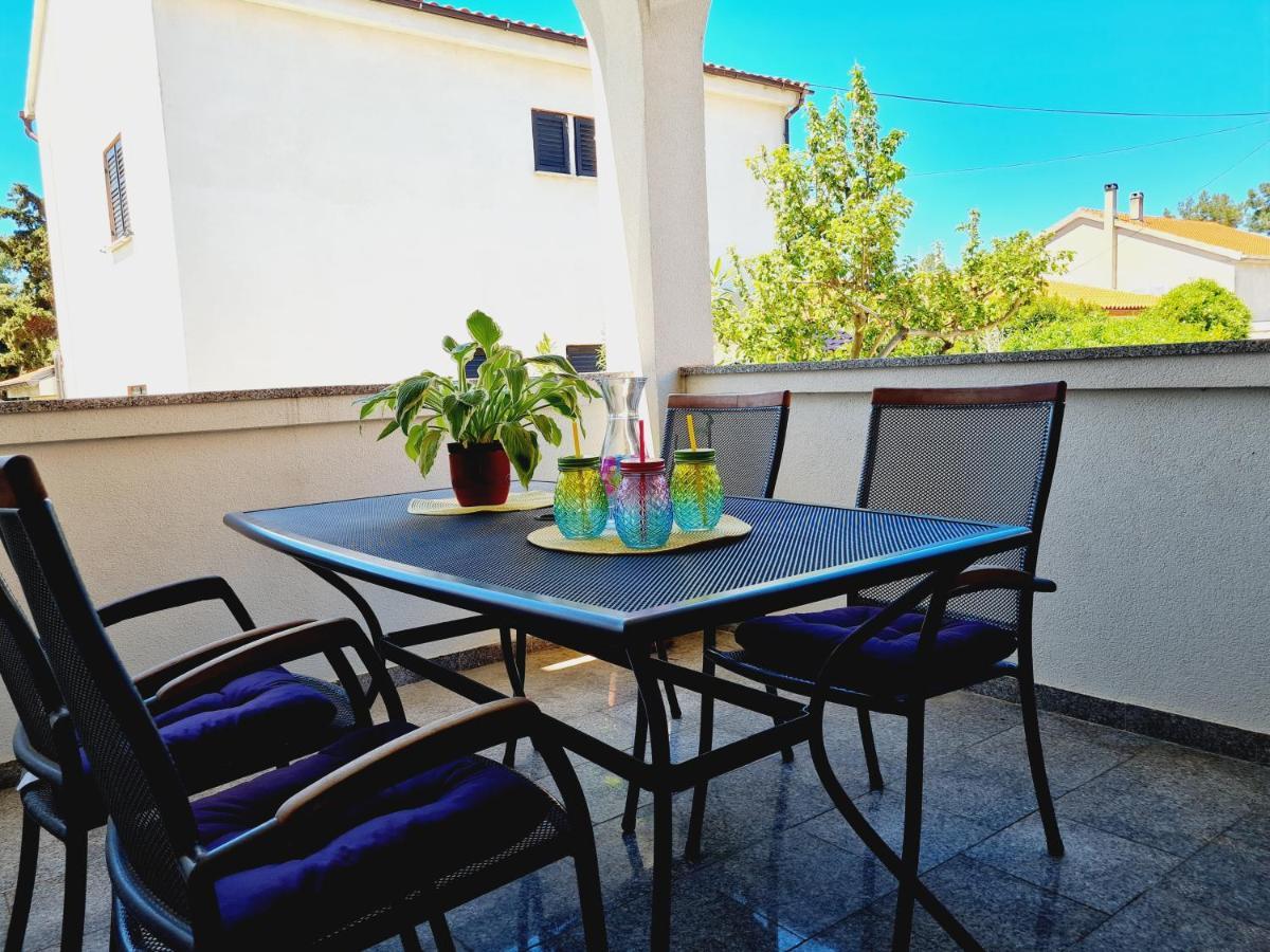 Apartments Dorotea Novalja Dış mekan fotoğraf